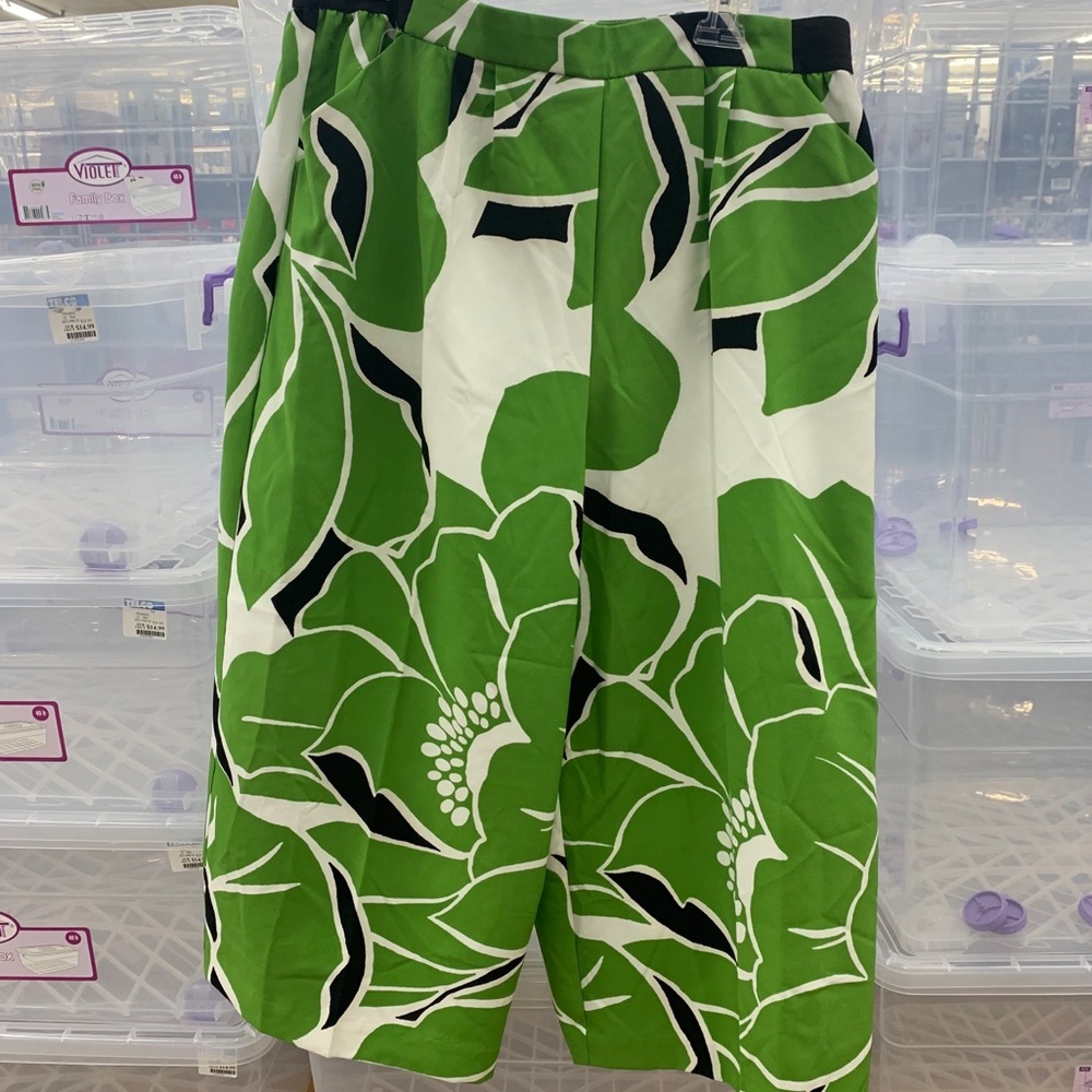 Cropped Wide Leg Trouser